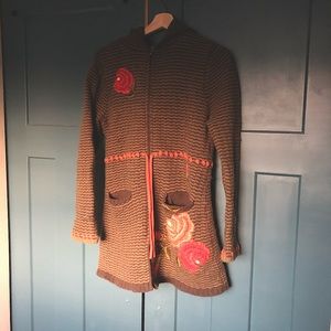 Cabi wool hooded sweater with pockets! 🤩